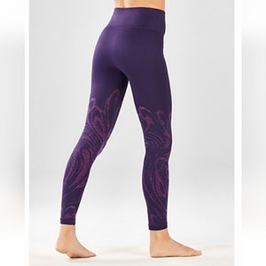 🌷 FABLETICS - High Waisted Seamless Legging - Indigo Swirl print - Size XL